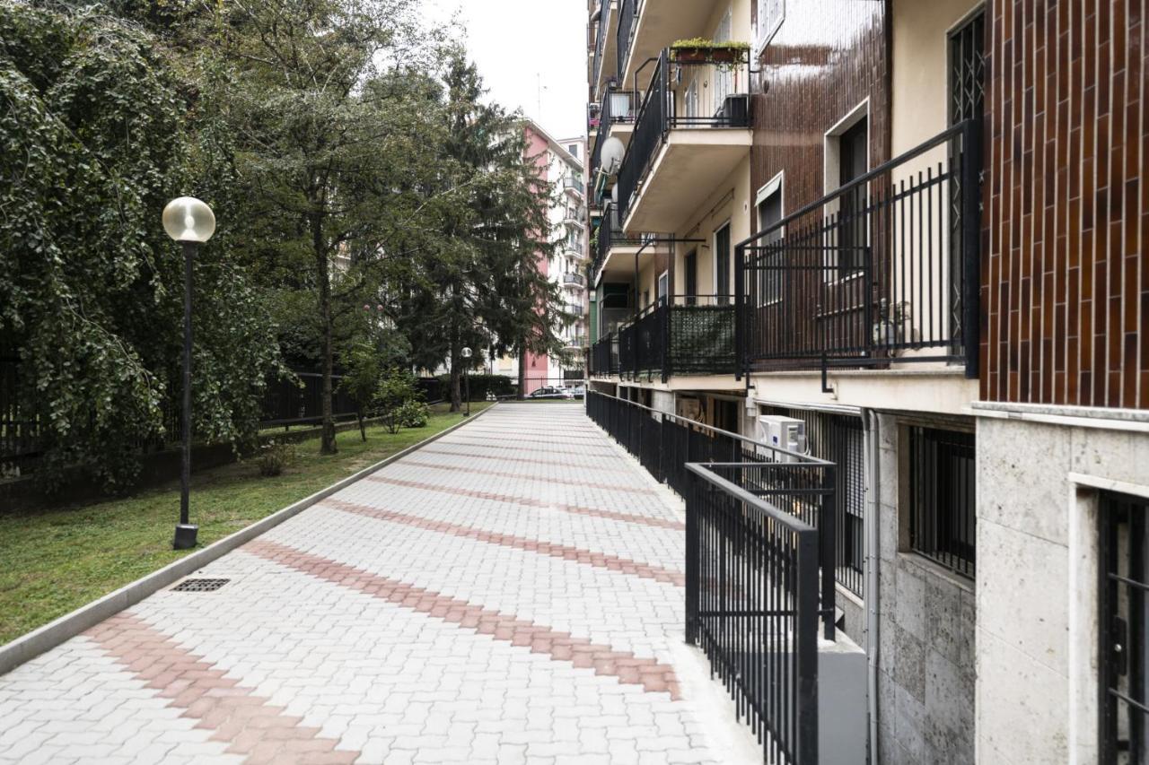 Easylife - Tranquillo Vicino Prada Apartamento Milán